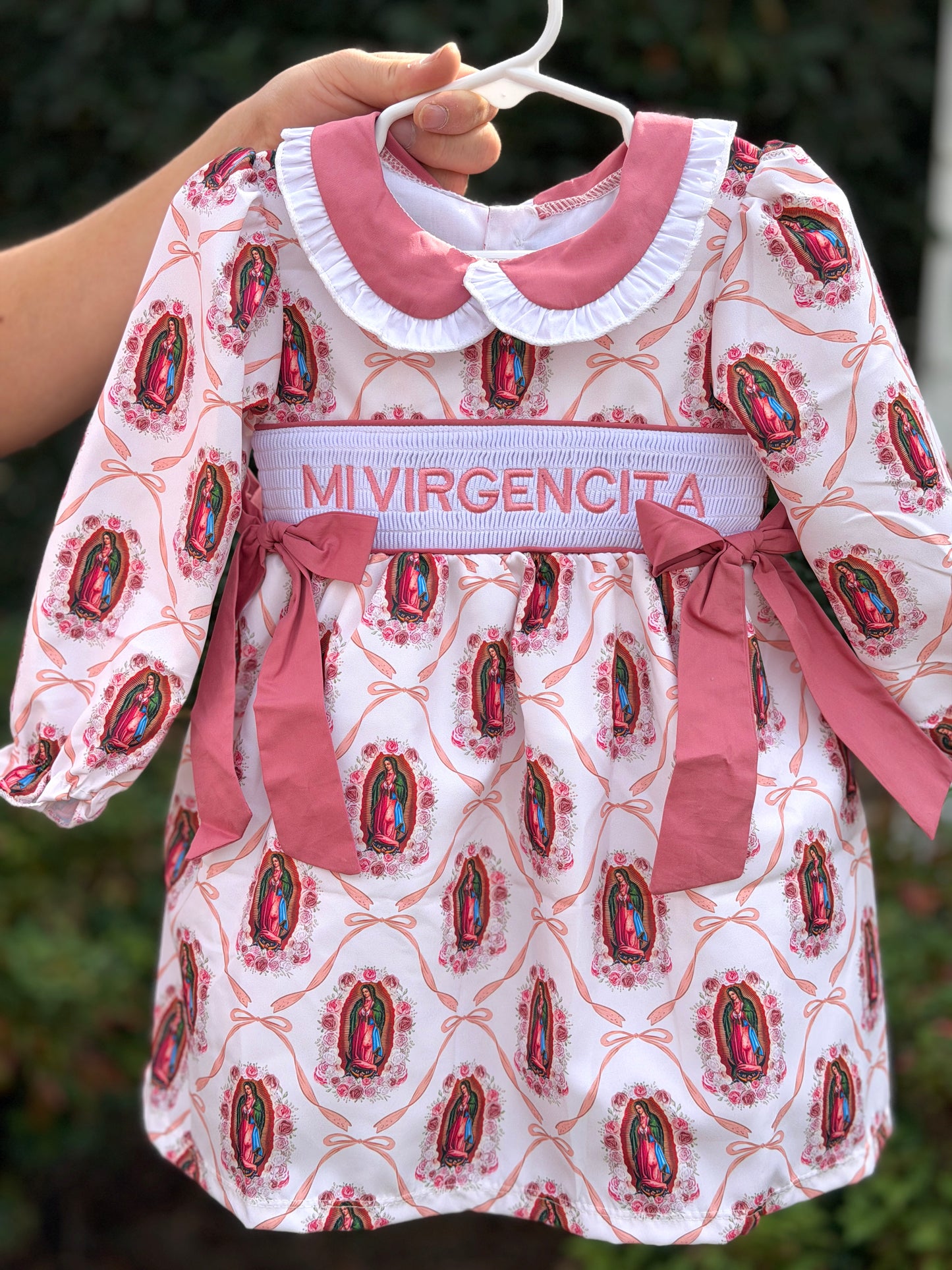 “Mi Virgencita” Embroidery Virgencita & Bows Print Smock Dress